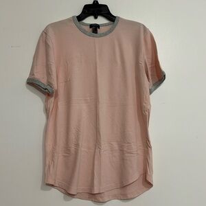 Forever 21 Men’s t-shirt Small
